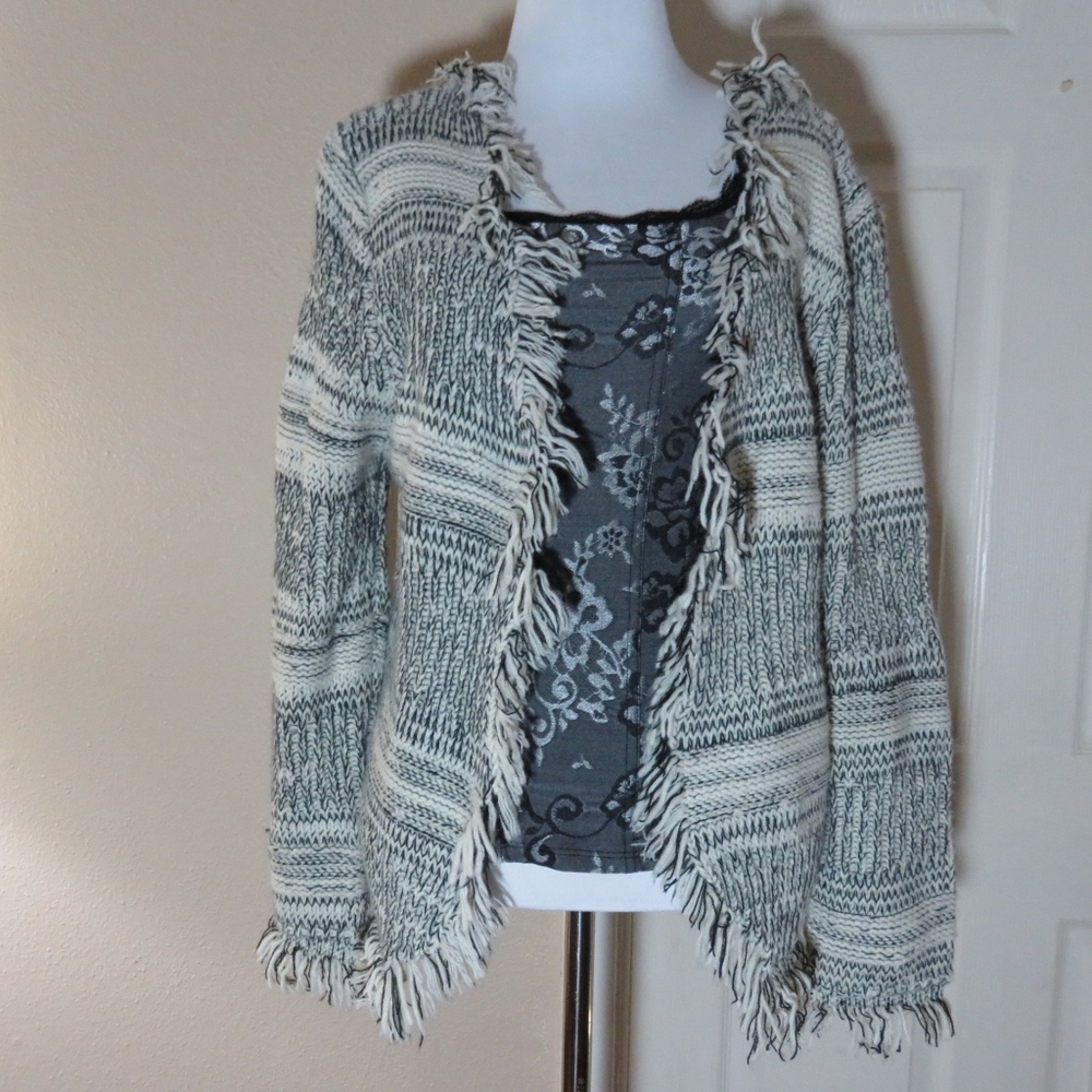 BOGO! Dolce Cabo Knit Blazer